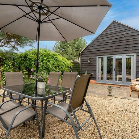 Buff Lodge Tackley 外观 照片