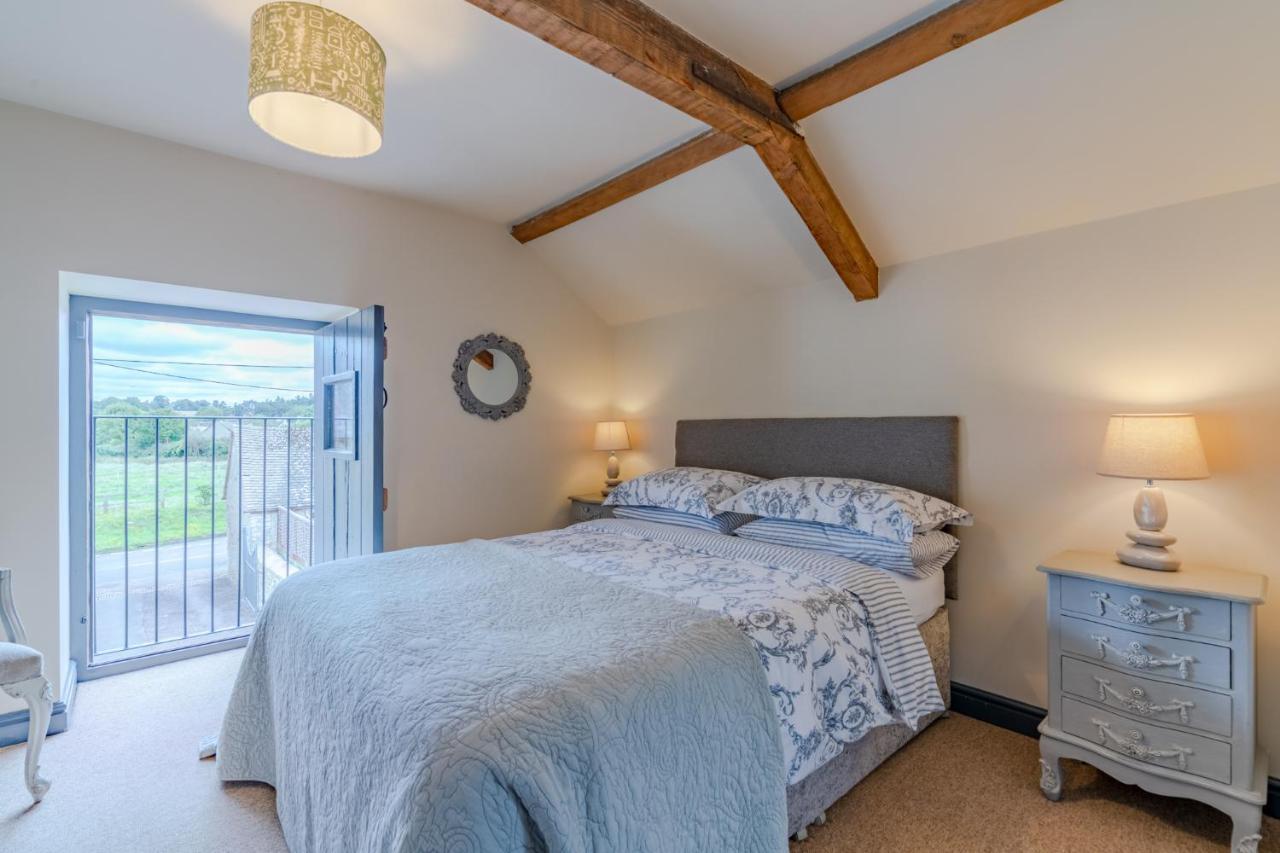 Buff Lodge Tackley 外观 照片