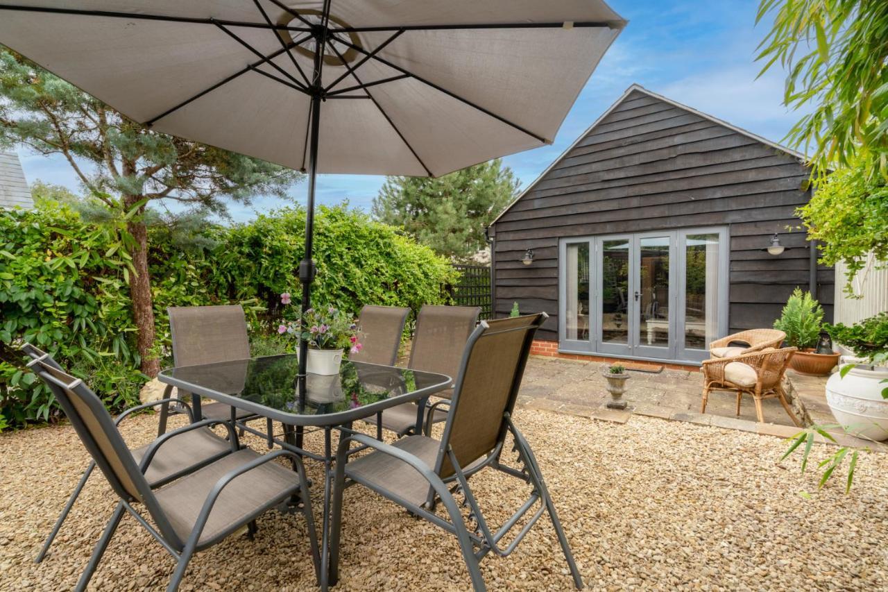 Buff Lodge Tackley 外观 照片